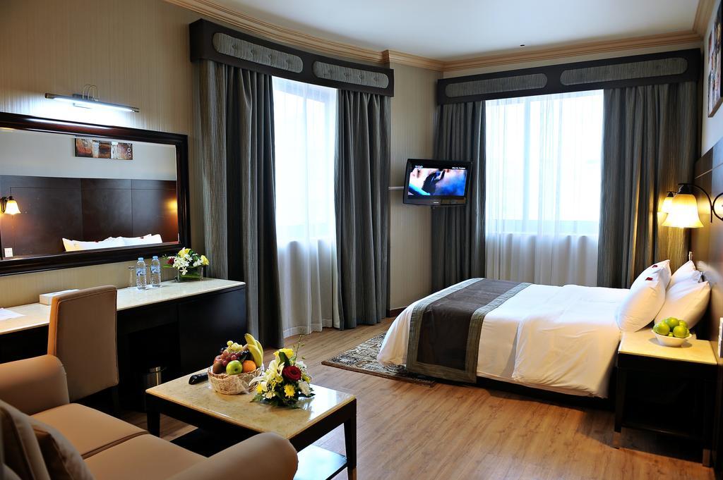 Signature Inn Al Riqqa Дубай Экстерьер фото