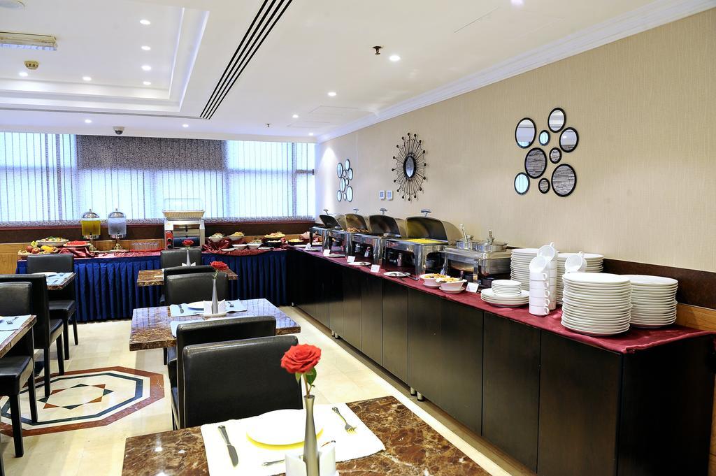 Signature Inn Al Riqqa Дубай Экстерьер фото
