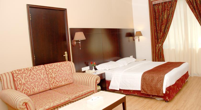 Signature Inn Al Riqqa Дубай Экстерьер фото