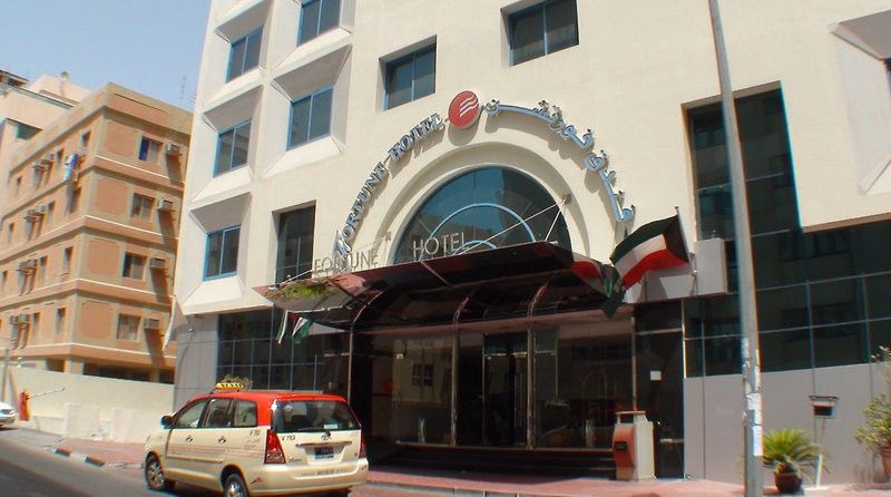 Signature Inn Al Riqqa Дубай Экстерьер фото