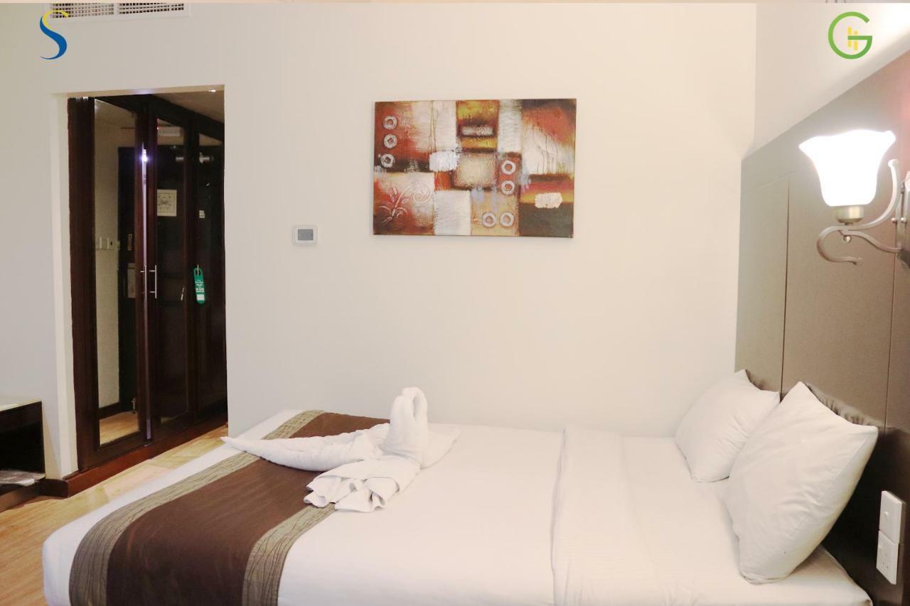 Signature Inn Al Riqqa Дубай Экстерьер фото