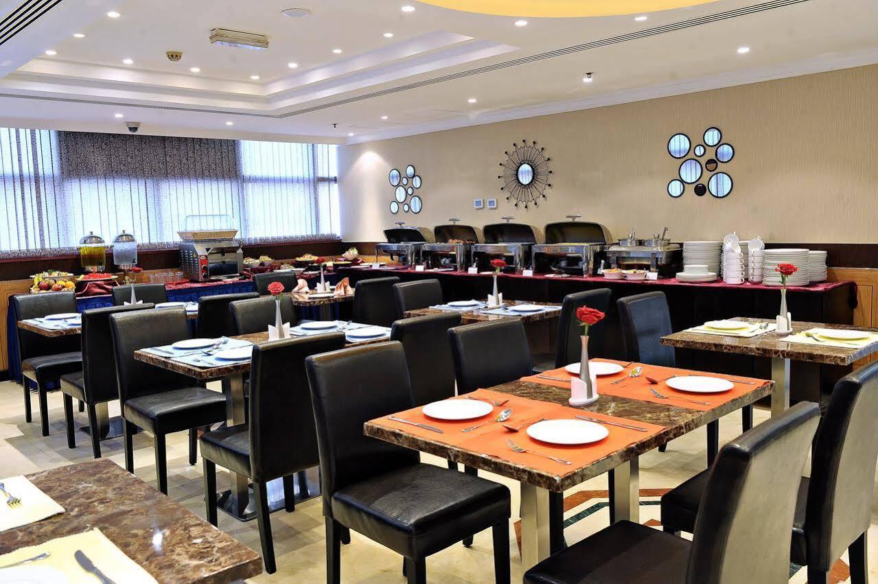 Signature Inn Al Riqqa Дубай Экстерьер фото